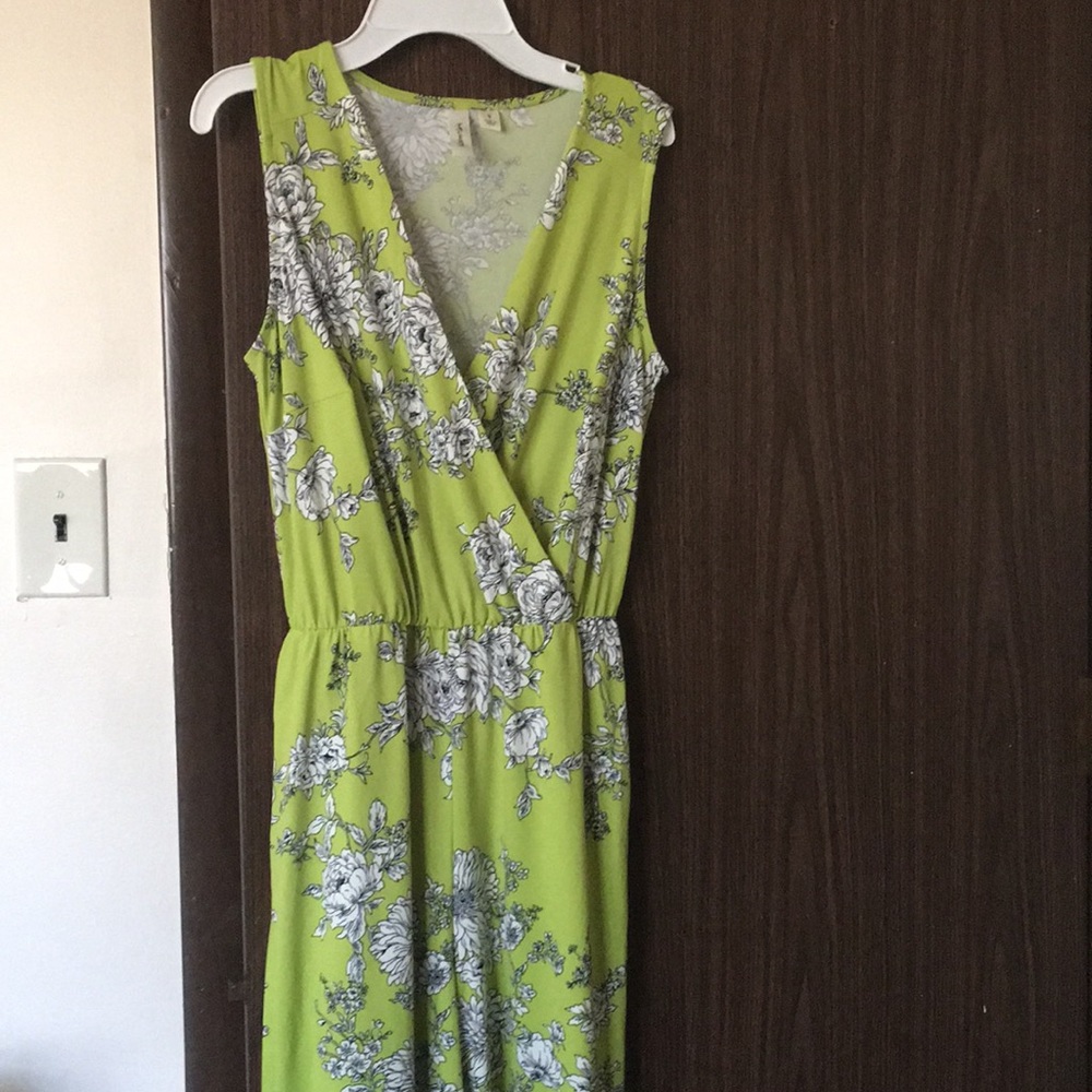 Jumpsuit colorful green with white and black
